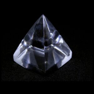 Sphatik ( Quartz ) Pyramid ( 72 - 77 Grams ) approx