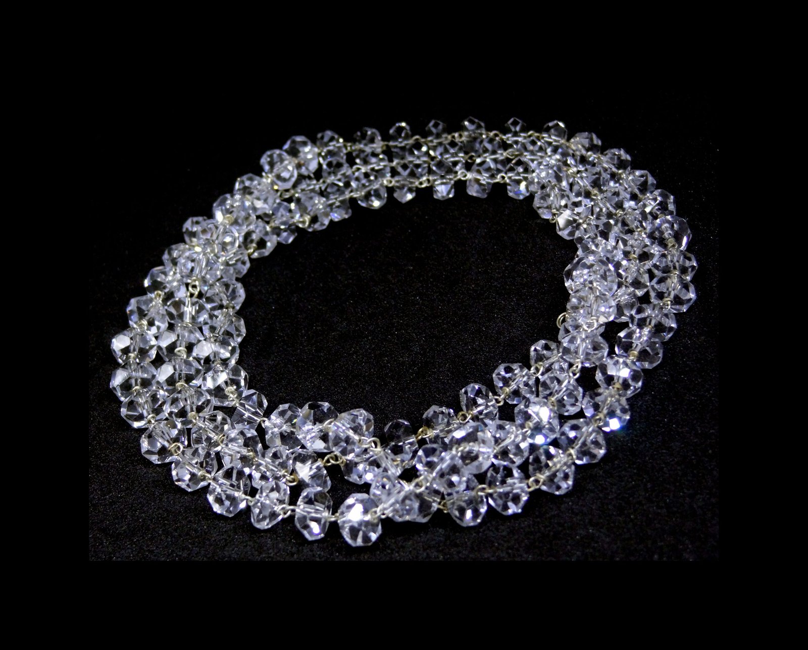 DSC07578.jpg copy Sphatik Diamond Cut Mala 108 +1 Flat Shape In Wire