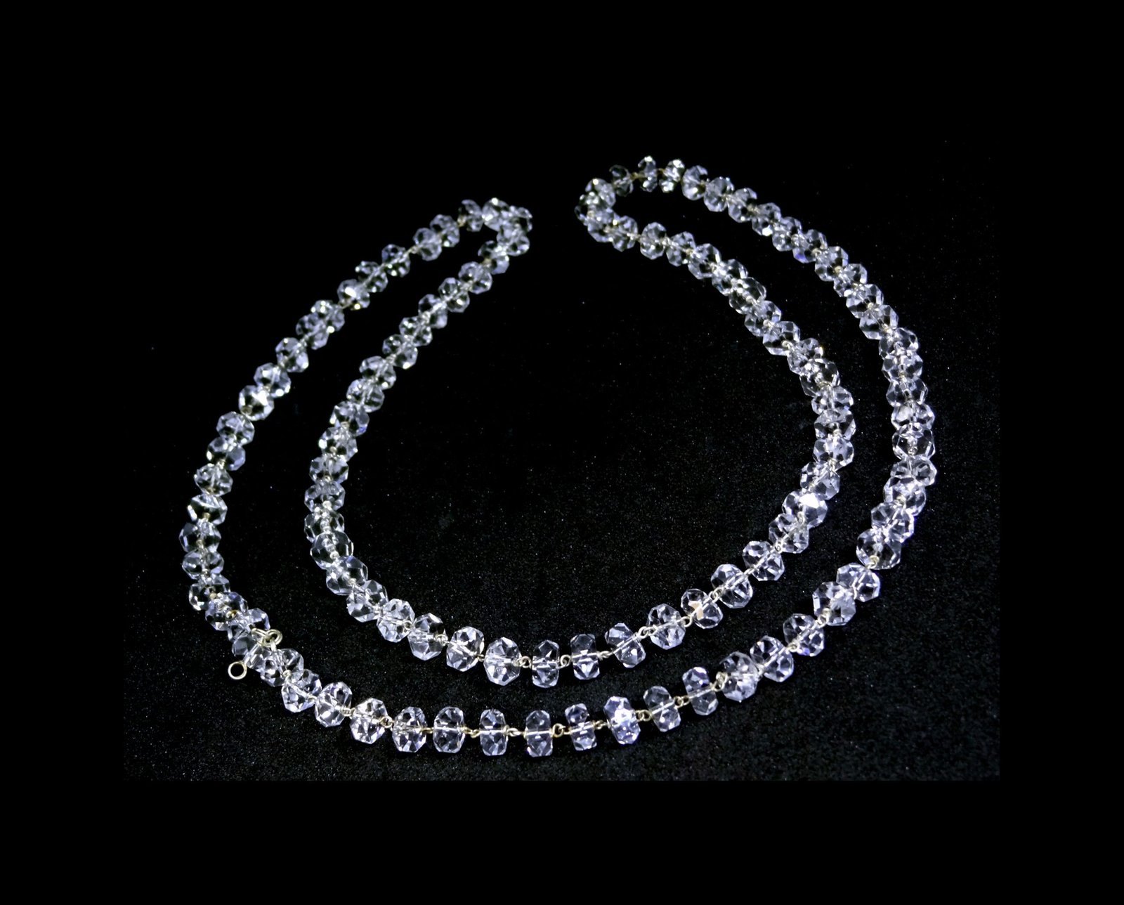 DSC07580.jpg copy Sphatik Diamond Cut Mala 108 +1 Flat Shape In Wire