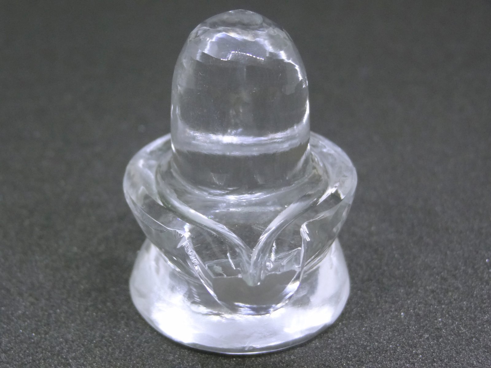 DSC03860.jpg copy Sphatik Shivling 64 – 68 grams