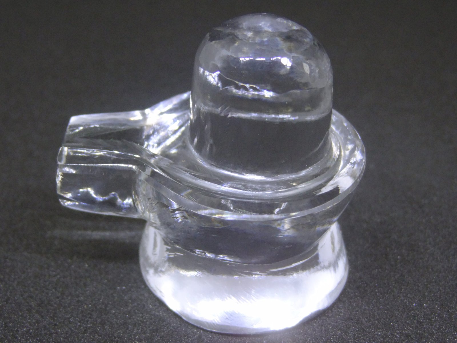 DSC03870.jpg copy Sphatik Shivling 64 – 68 grams
